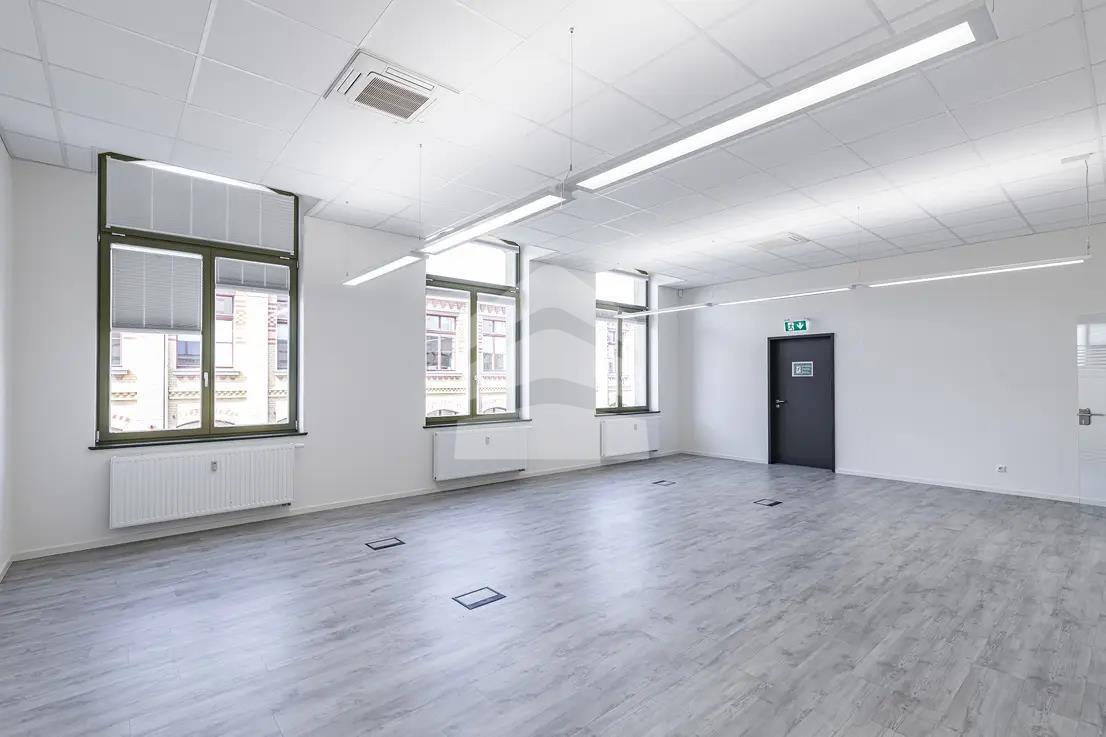 Büro 1